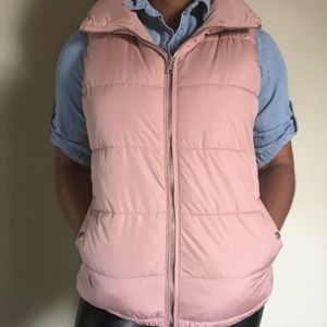 ✂️Old Navy pink puffer vest
